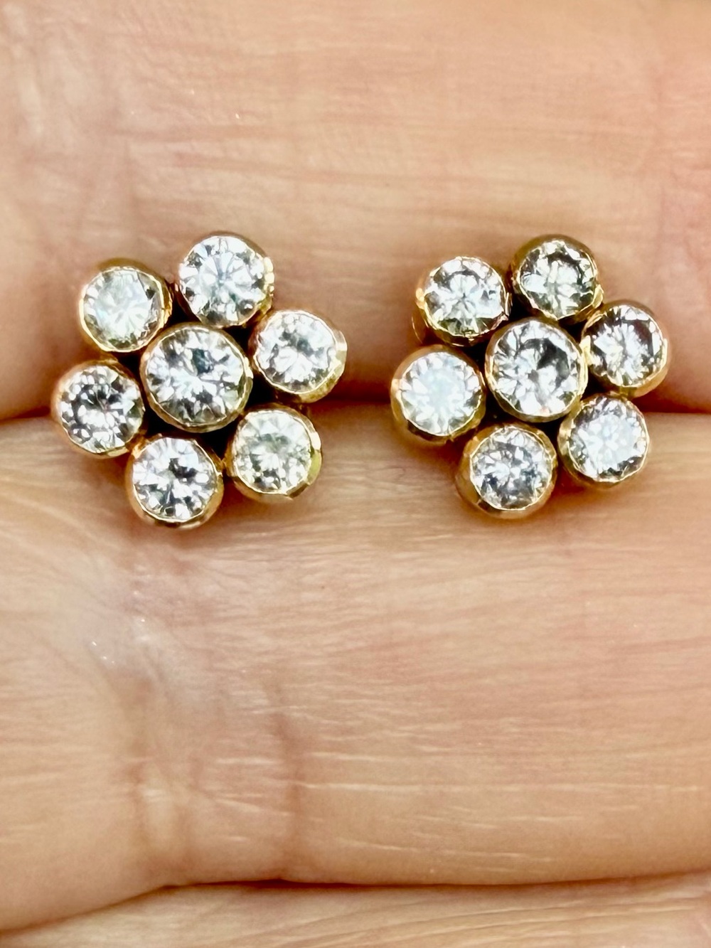 18 karat gold and 3 carat diamond earrings - Picture 1 of 11